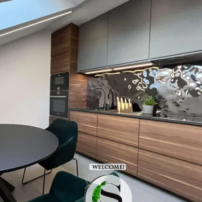 Panel dekoracyjny ze stali nierdzewnej - BLACK fala C002