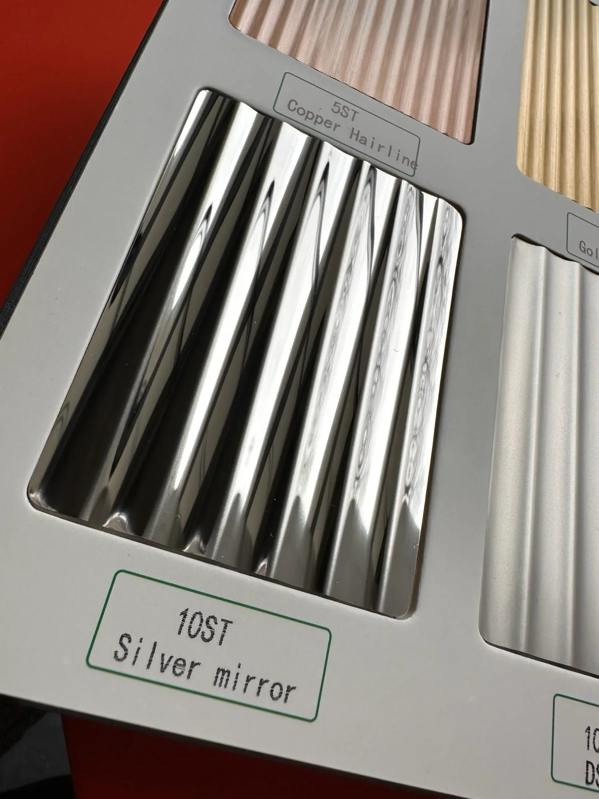 RYFLOWANE Panele Dekoracyjne ze Stali Nierdzewnej - Silver Połysk - obrazek 2